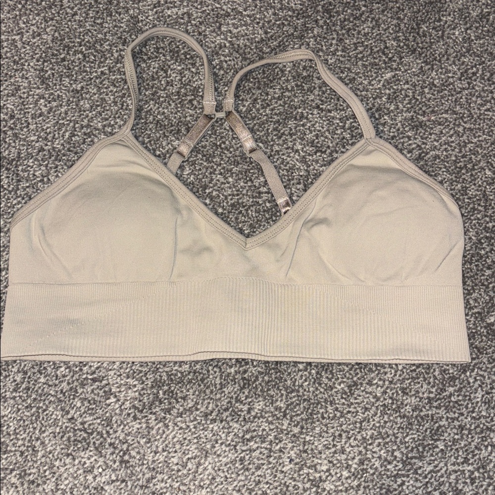 LULULEMON Light Beige Everyday padded Seamless Bralette size 8